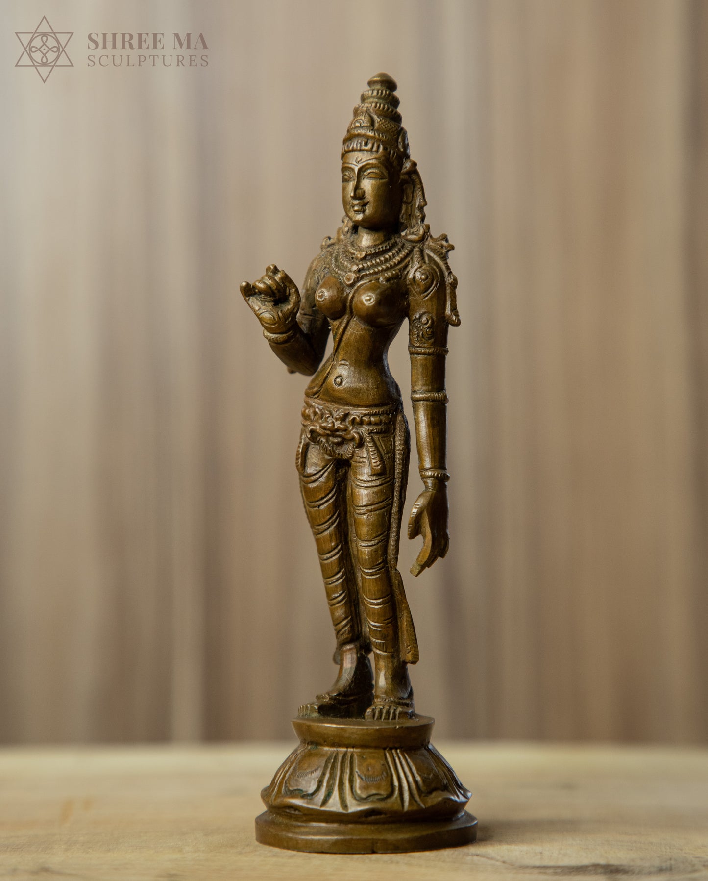 Sivagami 6-Inch Panchaloha Bronze Idol – Handmade Antique-Finish Sculpture